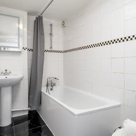 Russell Sq Suite - 2 Bed Central London Apartment Exterior foto